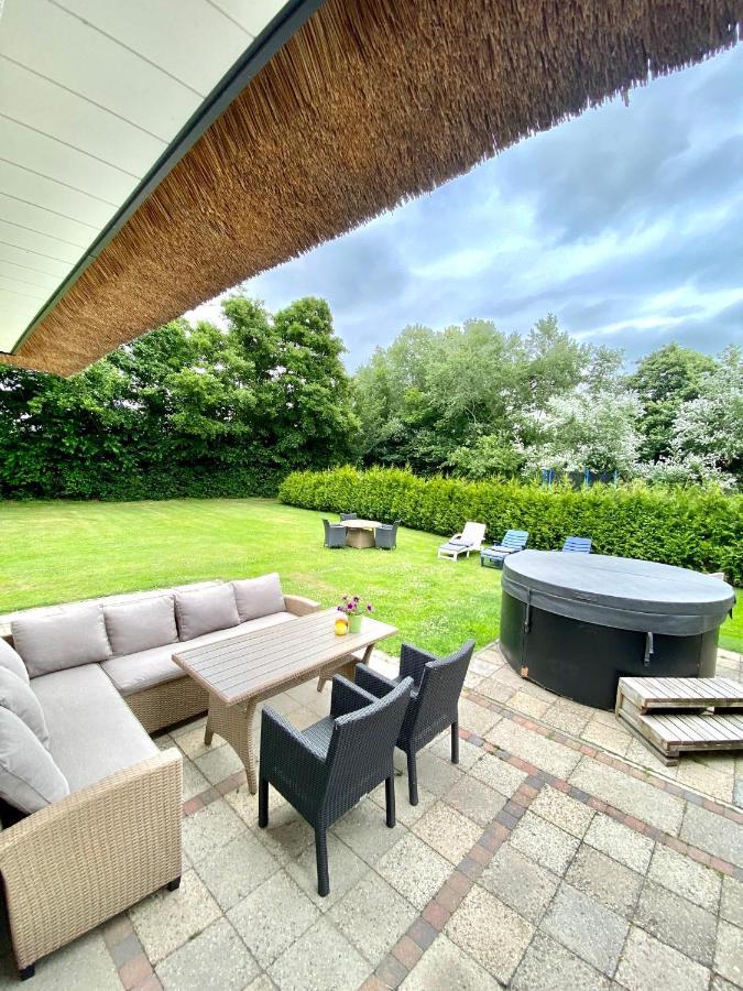 The Island Life Texel Met Jacuzzi Villa De Koog  Eksteriør billede